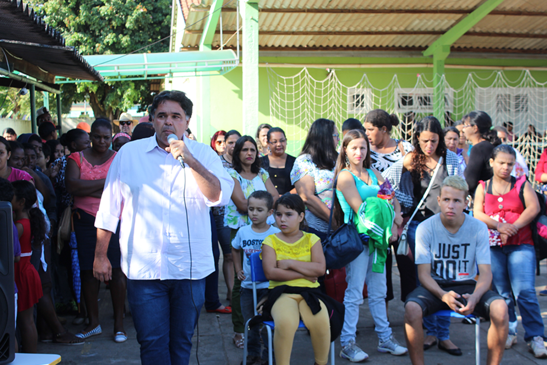 Escolas do município realizaram sorteios e homenagens para as mães.