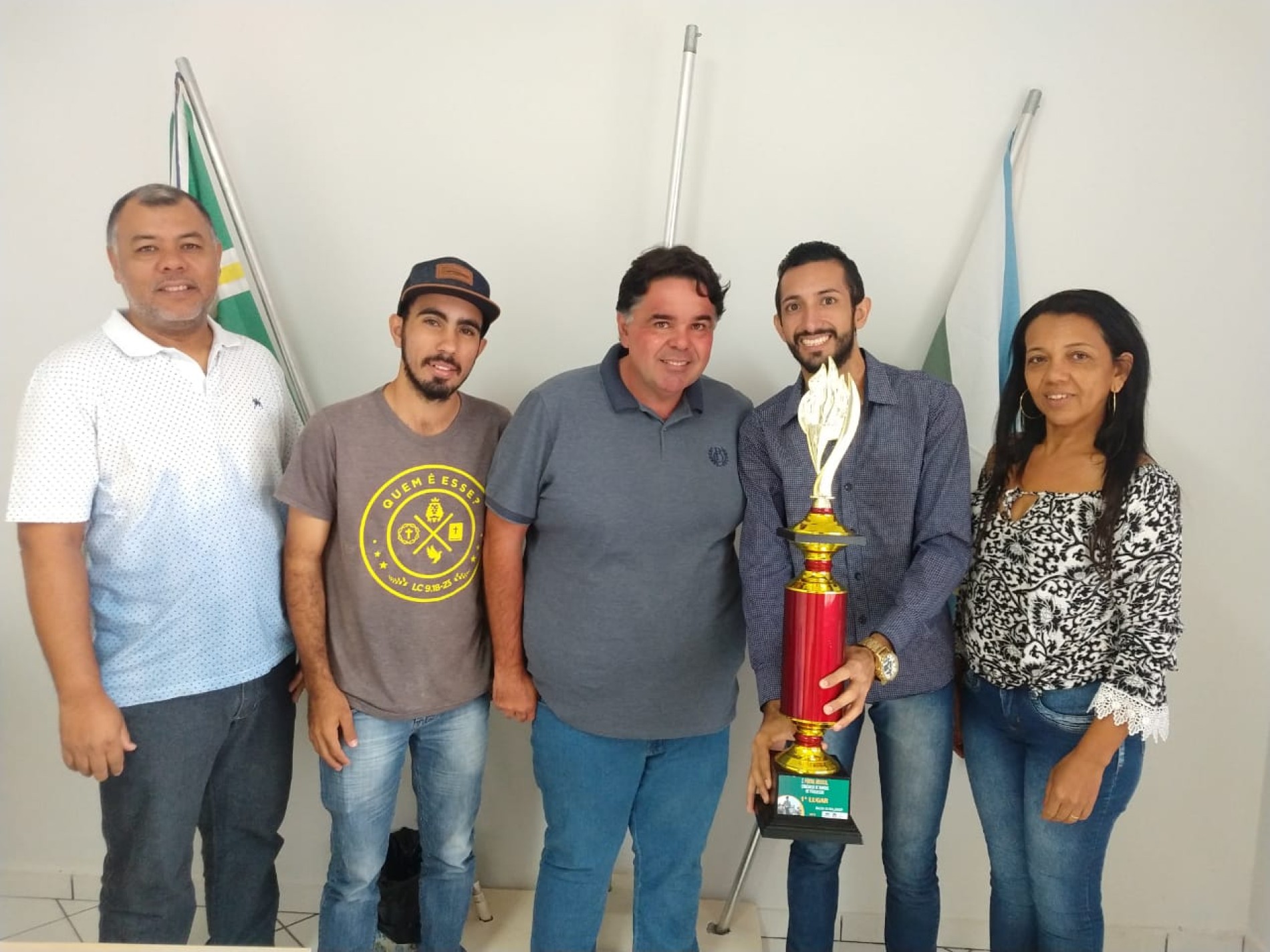 PREFEITO RECEBE REPRESENTANTES DA BANDA MUNICIPAL