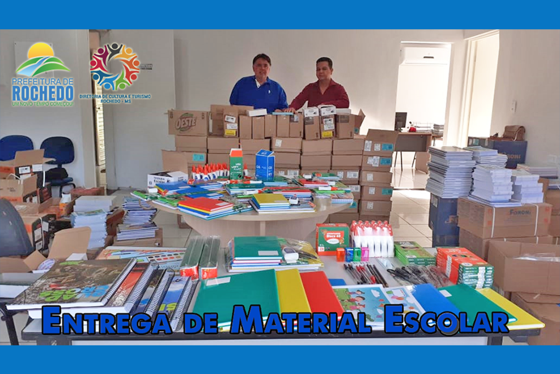 MAIS UM ANO PREFEITURA ENTREGA KITS ESCOLARES