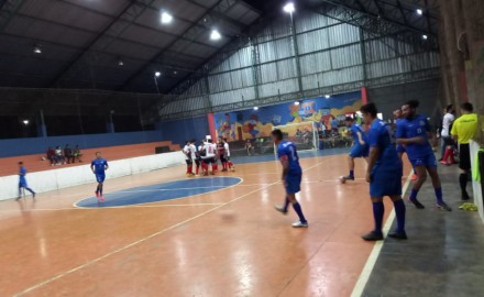 JOGOS AMISTOSOS DE FUTSAL MASCULINO E FEMININO
