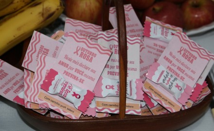 Outubro Rosa: Qual é o papel da alimentação na prevenção do câncer de mama?