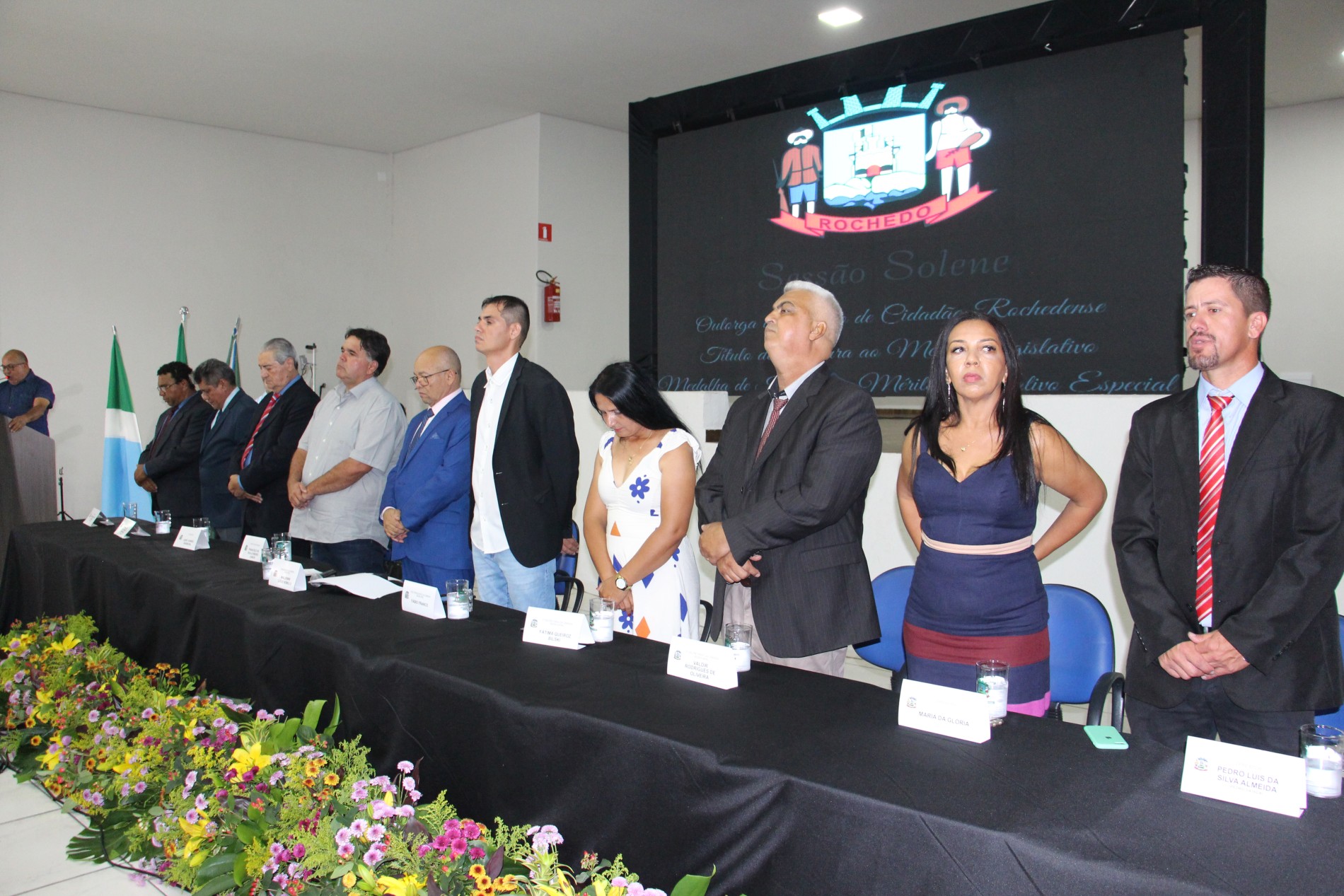 Homenagens a personalidades que contribuem com o progresso do município marcam 74 anos de Rochedo 