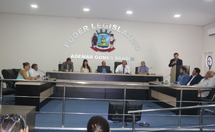 Câmara Municipal, Sindicato e Prefeitura constroem avanços históricos para os servidores públicos de Rochedo