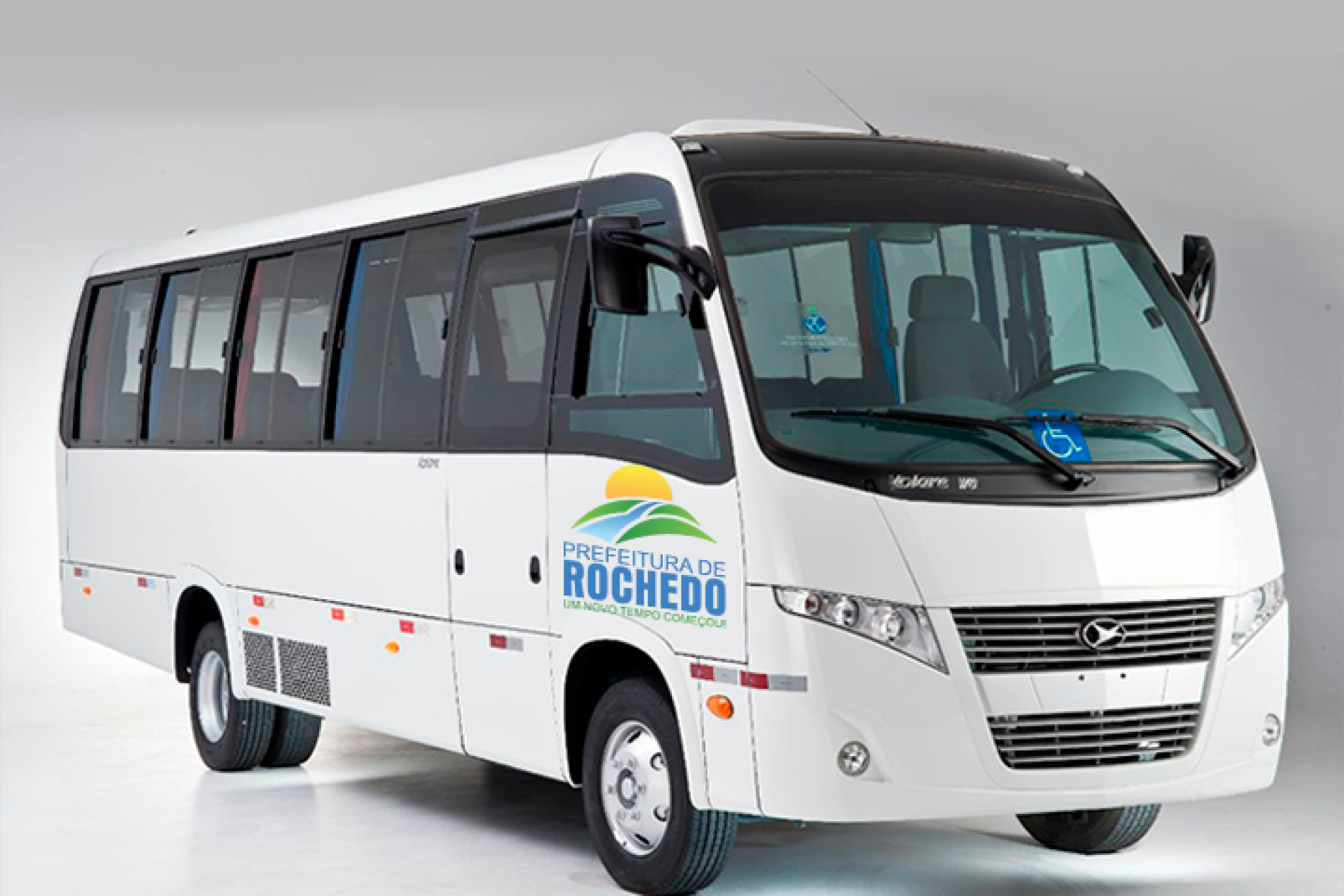 NO QUARTO MÊS DE MANDATO PREFEITO JUNINHO COMPRA MICRO ÔNIBUS COM RECURSOS PRÓPRIOS DA PREFEITURA. 