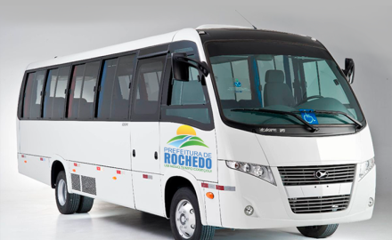 NO QUARTO MÊS DE MANDATO PREFEITO JUNINHO COMPRA MICRO ÔNIBUS COM RECURSOS PRÓPRIOS DA PREFEITURA. 